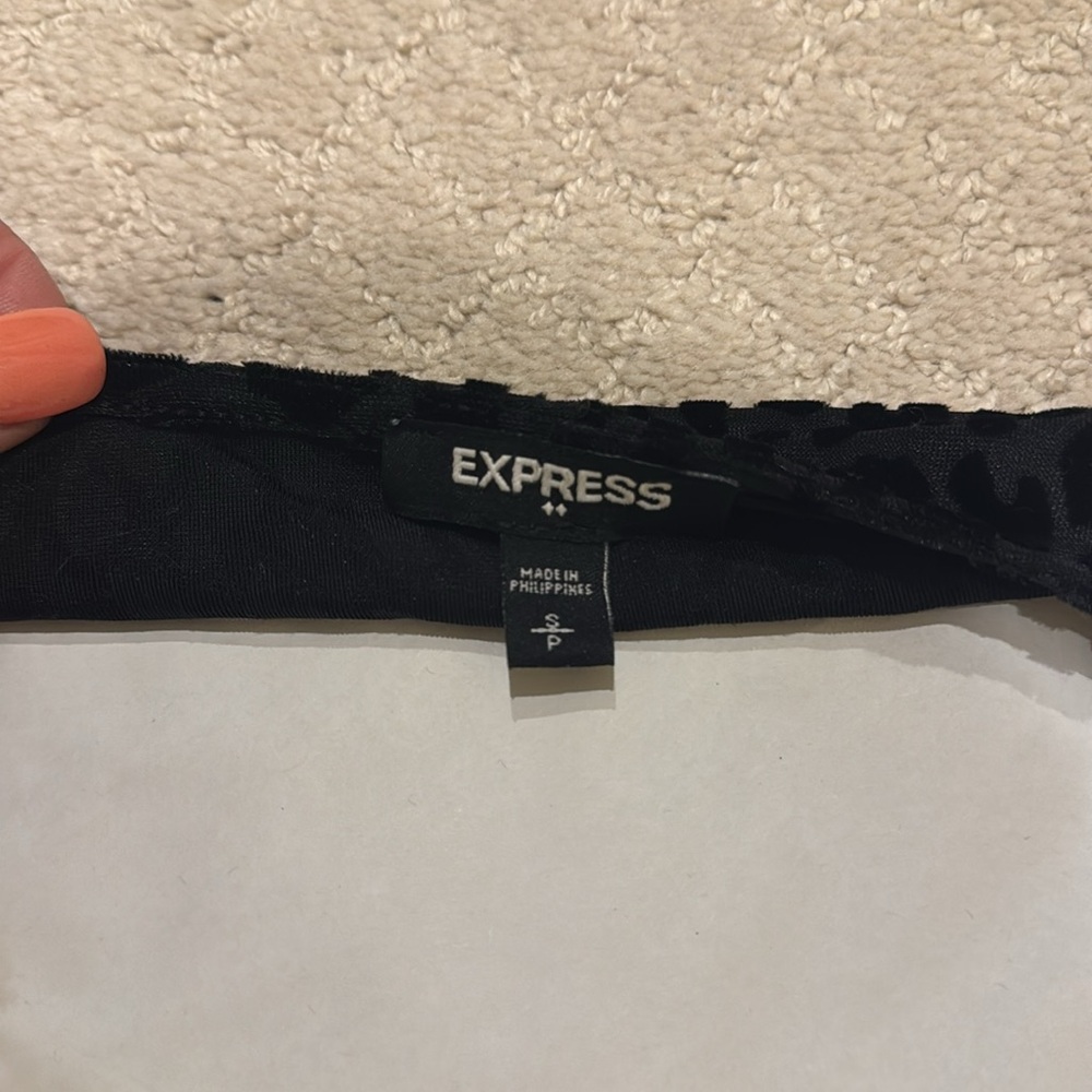 Express Bodysuit‎ - Picture 3 of 3